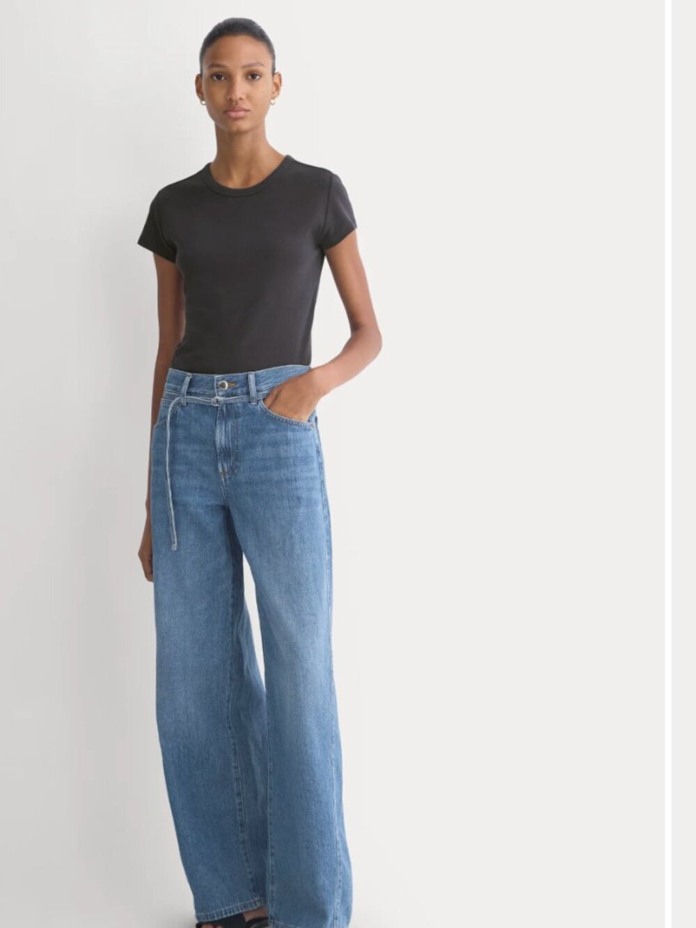 Lightweight Loose Wide-Leg Jean